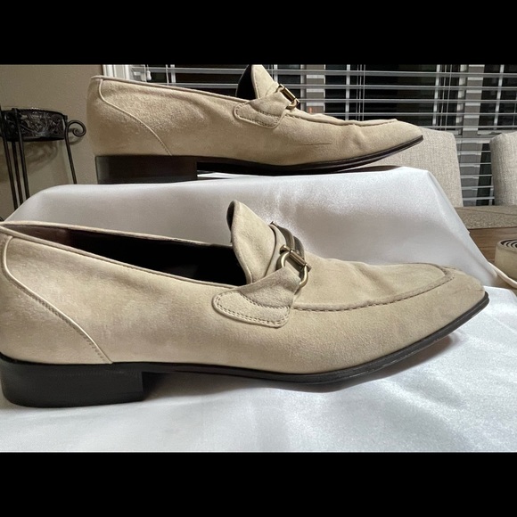 Cream Suede Salvatore Ferragamo’s 8 1/2 E with matching Cream Suede Belt 38”. main image 7